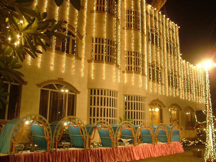 Hotel Sheetal Regency,Near Janambhumi Matura Exterior foto